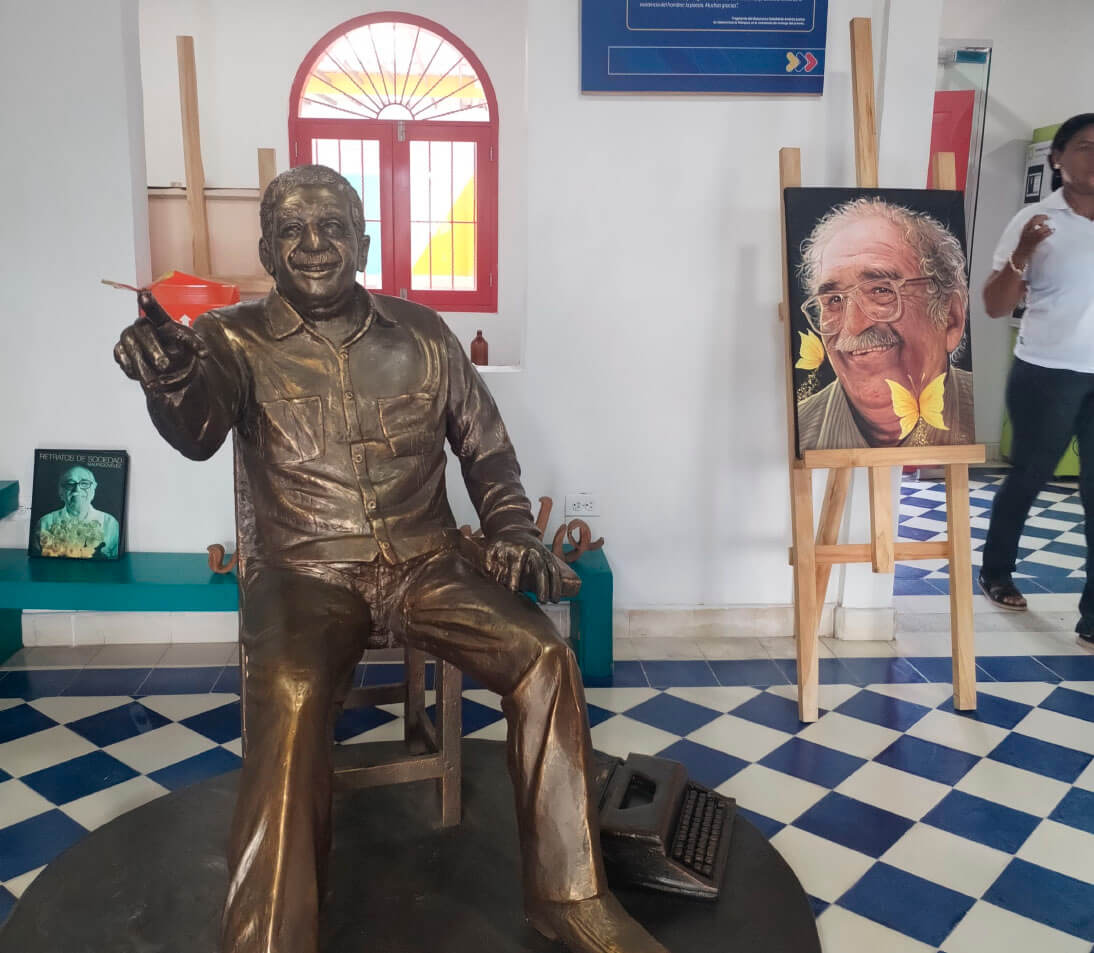 Bronze statue of Gabriel García Márquez at literary museum in Aracataca, Magdalena - Macondo real life location